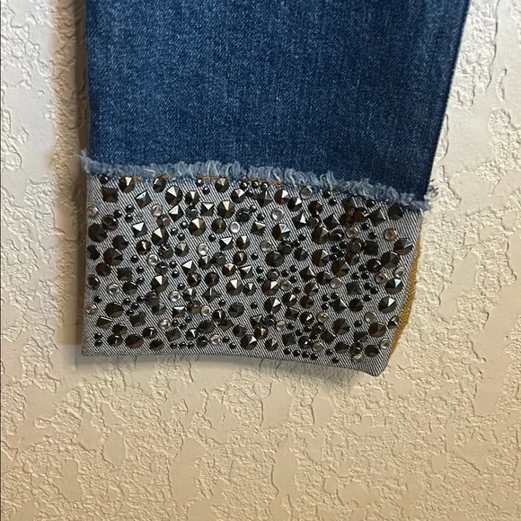 Alice + Olivia embellished Women's Blue Jeans - Picture 9 of 10